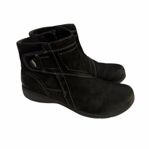 Clarks Carleigh Style Black Nubuck Ankle Boots Wide 9.5W Comfort WIDE WIDTH